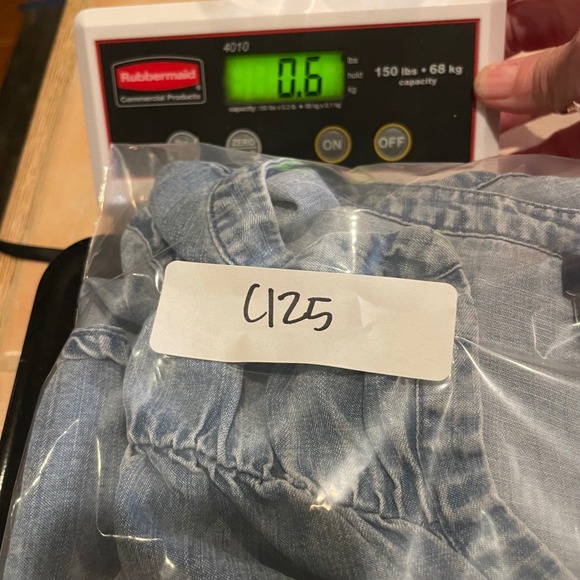 Splendid‎ Chambray Tunic Top Peasant Blouse Smocked V Neck Womens XL Boho Denim - Picture 9 of 9